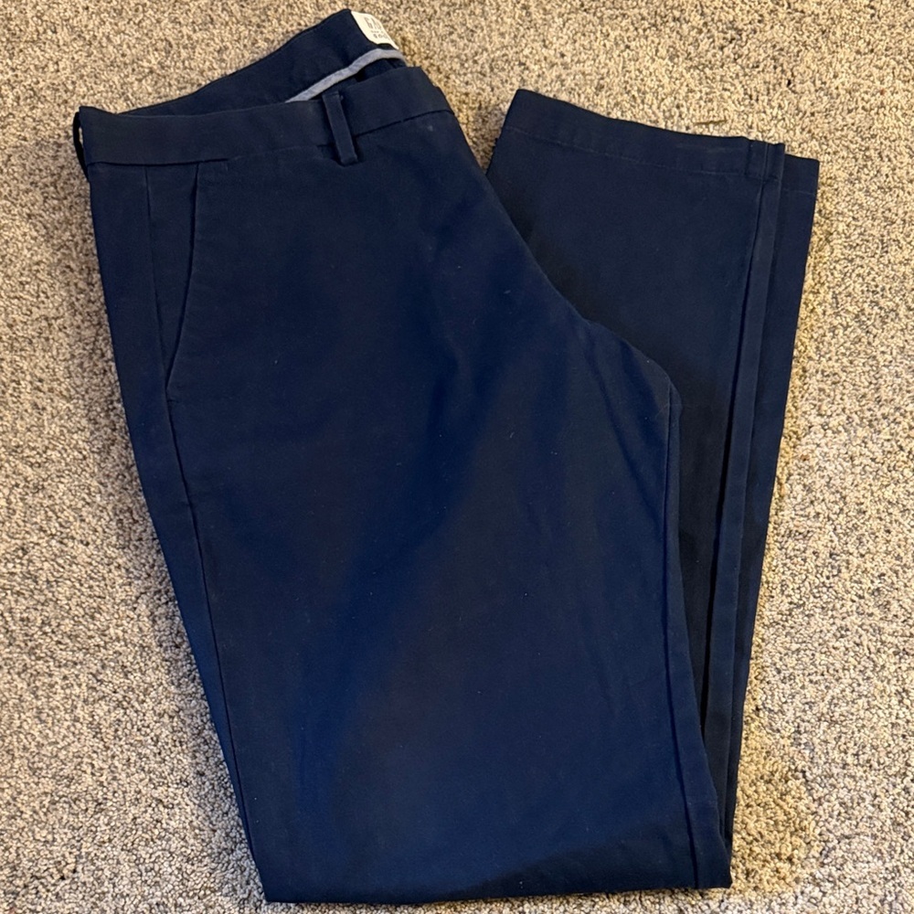 Gap navy pants 33x30 slims